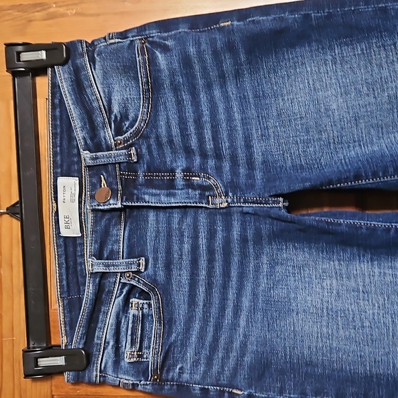 BKE Payton Universal Mid-Rise Tailored Bootcut Jeans - Picture 4 of 11